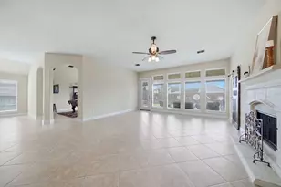 527 Jordan Creek Ct, League City, TX 77573 - Photo 14