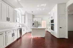 93 N Acacia Park Cir, The Woodlands, TX 77382 - Photo 14