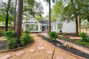 93 N Acacia Park Cir, The Woodlands, TX 77382 - Photo 1