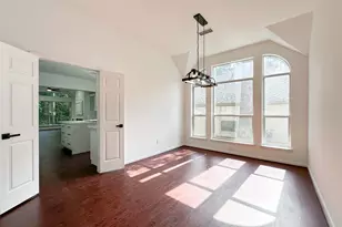 93 N Acacia Park Cir, The Woodlands, TX 77382 - Photo 10