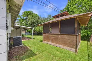 825 Grove St, Deer Park, TX 77536 - Photo 10
