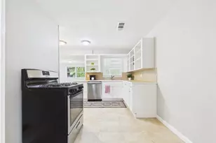 825 Grove St, Deer Park, TX 77536 - Photo 34