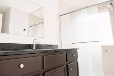 8515 Westknoll Lane, Houston, TX 77072 - Photo 10