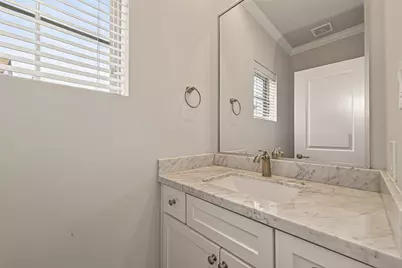 1040 W 26th Street #A, Houston, TX 77008 - Photo 18