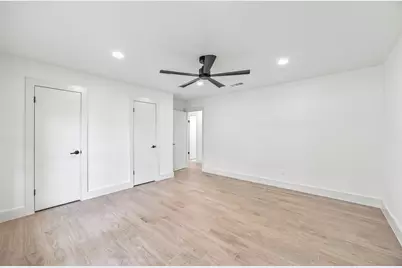 221 Montwood, Seguin, TX 78155 - Photo 16