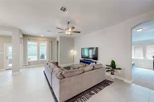 358 Pleasant Hl Wy, Conroe, TX 77304 - Photo 18