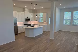 127 West Coralburst Loop, Montgomery, TX 77316 - Photo 4