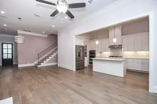 949 Dunleigh Meadows Ln, Houston, TX 77055 - Photo 12