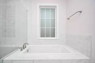 949 Dunleigh Meadows Ln, Houston, TX 77055 - Photo 32