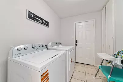 563 Landfall Ln, Conroe, TX 77302 - Photo 22