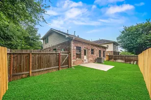 1700 Chestnut Glen Ct, Conroe, TX 77301 - Photo 30