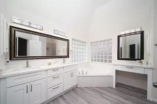 4003 Laguna Point Ln, Missouri City, TX 77459 - Photo 18