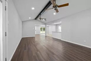 30210 E Geneva Dr E, Spring, TX 77386 - Photo 10