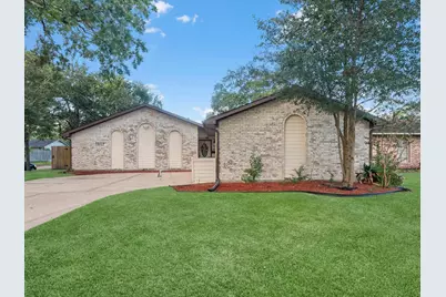 15714 Rill Lane, Houston, TX 77062 - Photo 2