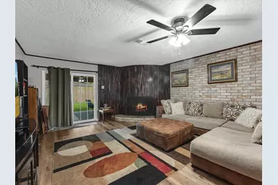 15714 Rill Lane, Houston, TX 77062 - Photo 4