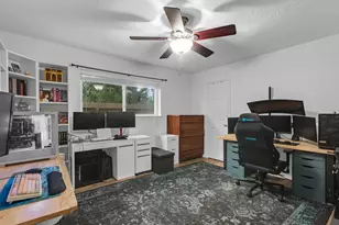 15714 Rill Ln, Houston, TX 77062 - Photo 14