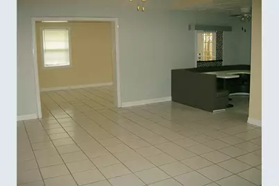 5815 Farwell Drive, Houston, TX 77035 - Photo 4