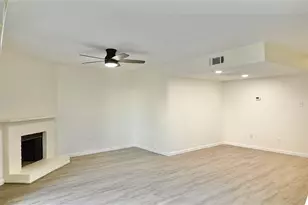 7918 Prestwood Dr, Houston, TX 77036 - Photo 12