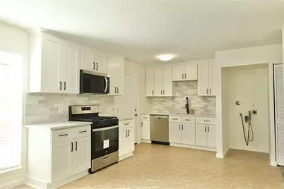 7918 Prestwood Dr #4, Houston, TX 77036 - Photo 18