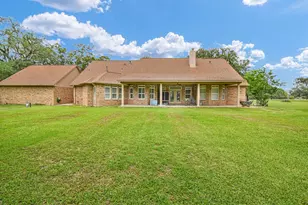 1031 Bar X Trail, Angleton, TX 77515 - Photo 42