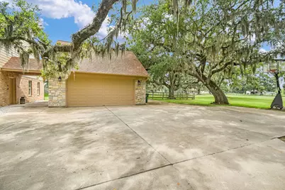 1031 Bar X Trail, Angleton, TX 77515 - Photo 48