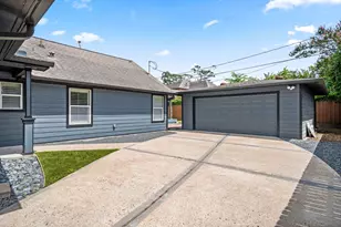 1819 Gardenia Dr, Houston, TX 77018 - Photo 4