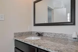 13731 Greenway Dr, Sugar Land, TX 77498 - Photo 28