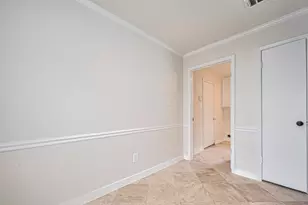 13731 Greenway Dr, Sugar Land, TX 77498 - Photo 18