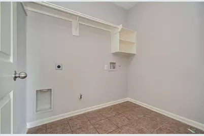 6715 Starcroft Court, Spring, TX 77379 - Photo 8