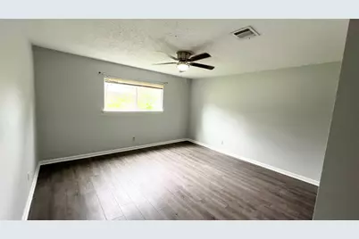 803 Glen Hollow Drive, Conroe, TX 77385 - Photo 16