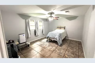 803 Glen Hollow Drive, Conroe, TX 77385 - Photo 14