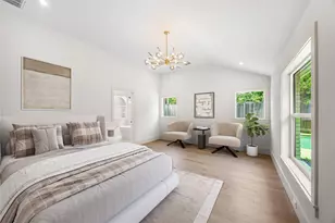 5642 Pine Forest Rd, Houston, TX 77056 - Photo 8