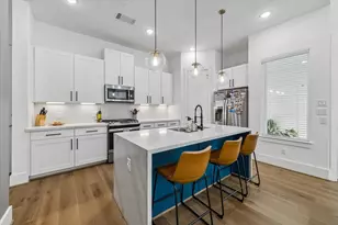 9009 Wellspring Dr, Houston, TX 77080 - Photo 18