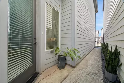 9009 Wellspring Drive, Houston, TX 77080 - Photo 6