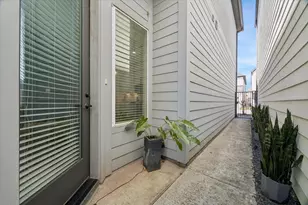 9009 Wellspring Dr, Houston, TX 77080 - Photo 6