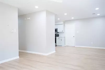 1007 Sycamore St, Brenham, TX 77833 - Photo 6