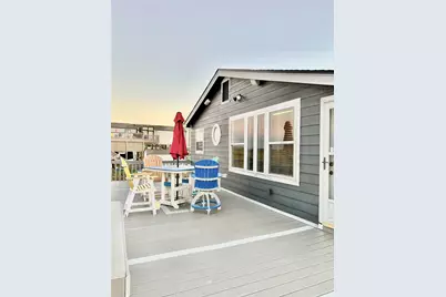 1256 E Canal Drive, Crystal Beach, TX 77650 - Photo 10