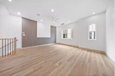 1124 Weiss Street, Houston, TX 77009 - Photo 8