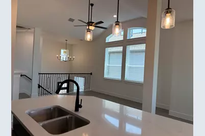 9406 Autumn Vale Drive, Missouri City, TX 77459 - Photo 2