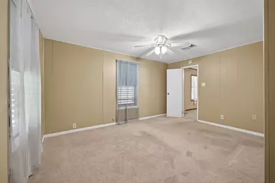 2115 Hollywood Avenue, Galveston, TX 77551 - Photo 16