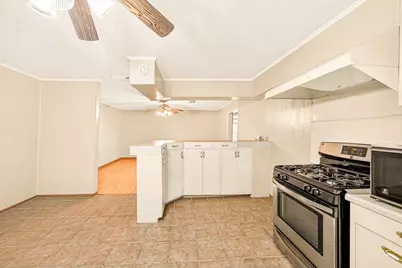 2115 Hollywood Avenue, Galveston, TX 77551 - Photo 14