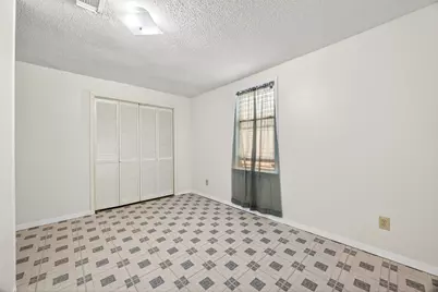 2115 Hollywood Avenue, Galveston, TX 77551 - Photo 22
