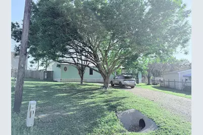 12738 Pecan Tree Court, Willis, TX 77318 - Photo 2