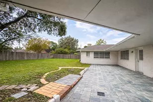 8303 Edgemoor, Houston, TX 77036 - Photo 16