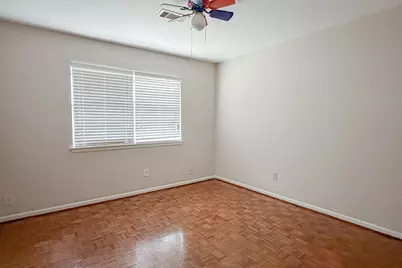 8303 Edgemoor, Houston, TX 77036 - Photo 14