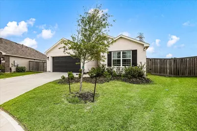 4901 Perennial Lane, La Marque, TX 77568 - Photo 4