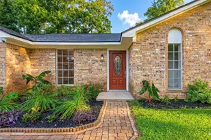 710 Equinox St, Crosby, TX 77532 - Photo 2