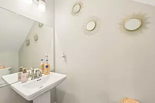 210 Garrotsville St, Houston, TX 77022 - Photo 24