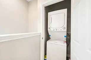210 Garrotsville St, Houston, TX 77022 - Photo 28