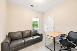 210 Garrotsville St, Houston, TX 77022 - Photo 26